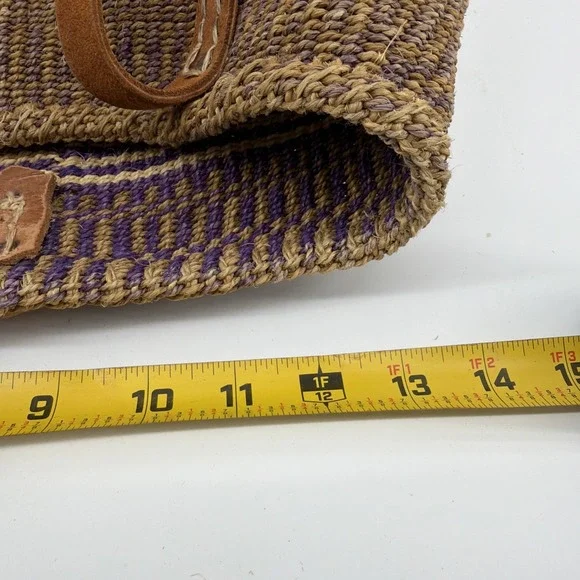 Vtg Woven Sisal Market Tote Bucket Leather Straps Beach Bag Ethnic Boho African - Picture 12 of 13